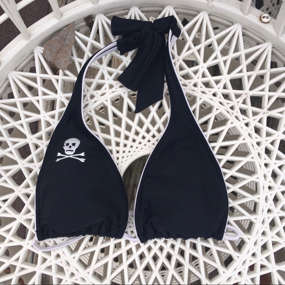 Bikini bathing-suit top & bottoms